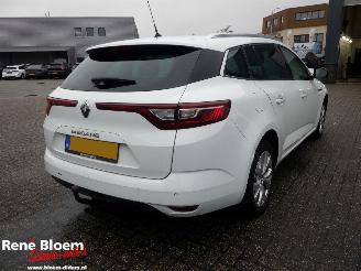 Unfallwagen Renault Mégane Estate 1.3 TCe Limited 140pk 5drs 2019/10