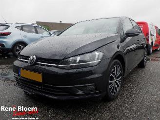 škoda osobní automobily Volkswagen Golf 1.6 TDI R-Line Automaat 2017/6