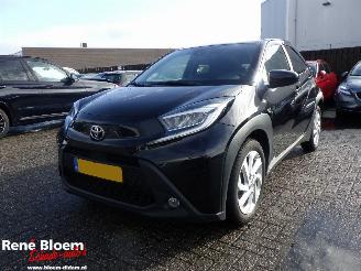 Unfallwagen Toyota Aygo X 1.0 VVT0i MT First Airco 5drs 2023/4