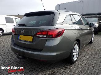 Damaged car Opel Astra SPORTS TOURER 1.2 Business Edition 110pk 2020/2