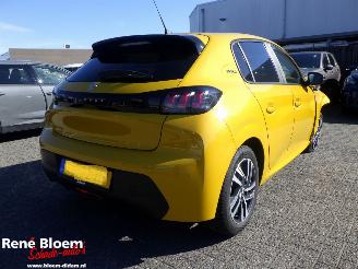 krockskadad bil auto Peugeot 208 1.2 PureTech Style 5drs Navi 2023/6