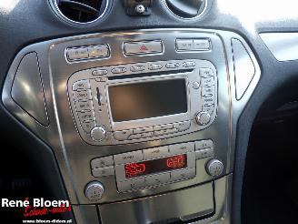 Ford Mondeo Wagon 2.0 16V Limited Clima 145pk picture 17