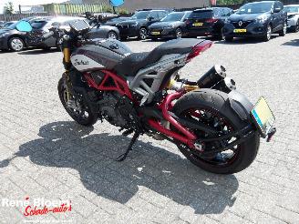 Indian  FTR 1200 R Carbon picture 6