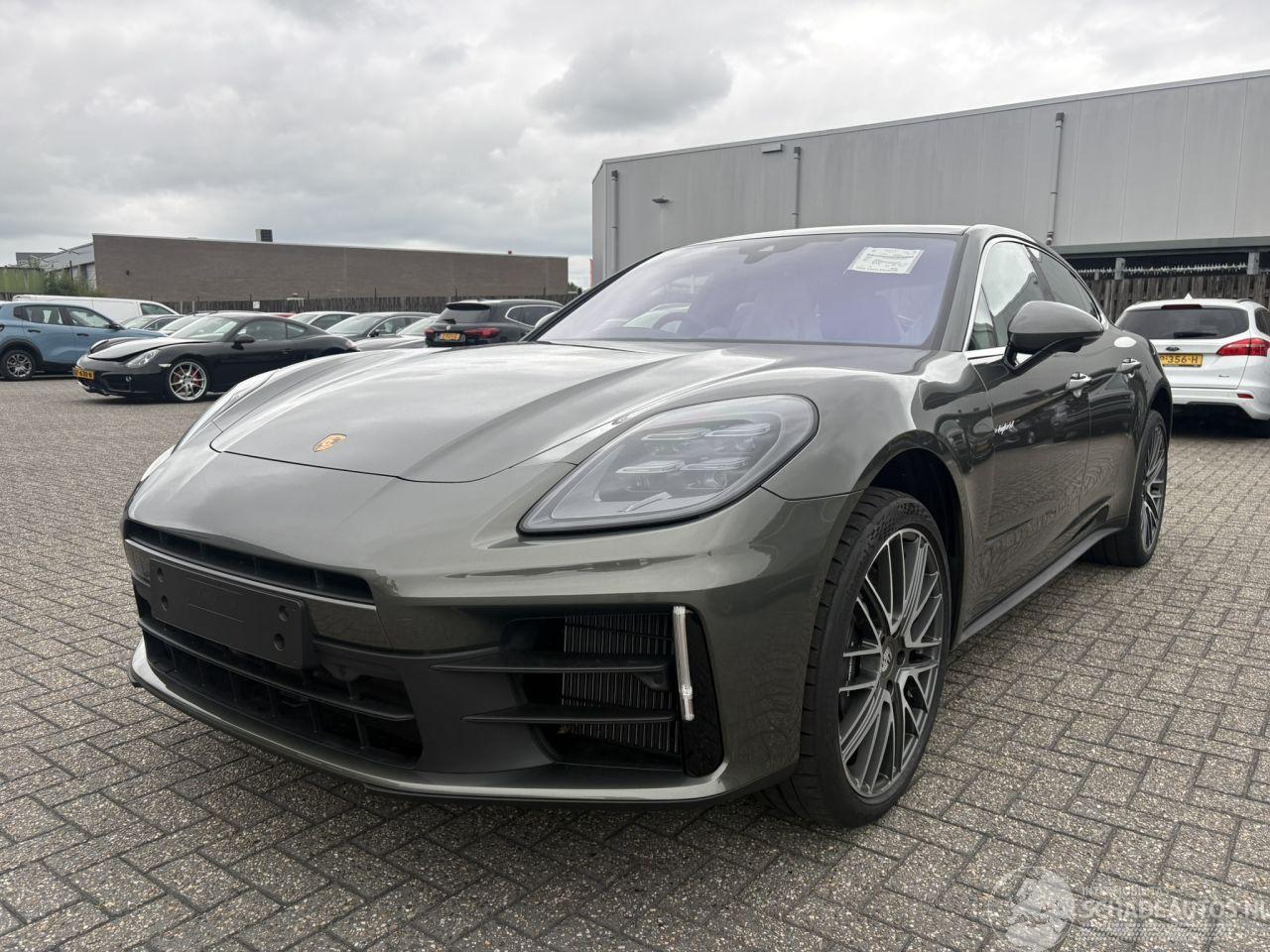 Porsche Panamera 4 E-Hybrid Full Option Rechtslenker