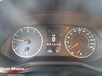 Renault Clio 1.0 Tce Zen picture 17