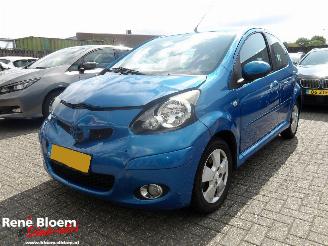 Schadeauto Toyota Aygo 1.0 12V 5drs Airco 2009/6