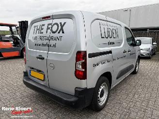 Unfall Kfz Van Opel Combo 1.5D L1H1 Edition 2021/12