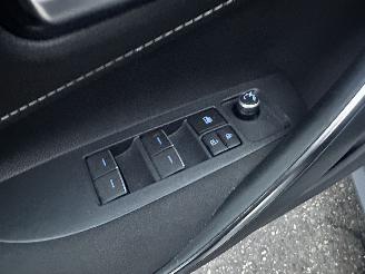 Toyota Corolla Touring sports 1.8 Hybrid 148pk automaat Business - nap - vaste prijs - camera - line + front assist - afn trekh - clima + cruise contr - keyless start picture 44