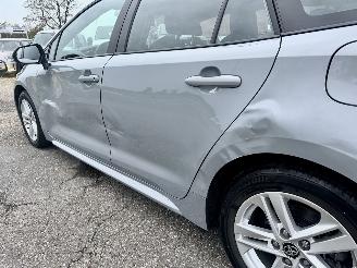 Toyota Corolla Touring sports 1.8 Hybrid 148pk automaat Business - nap - vaste prijs - camera - line + front assist - afn trekh - clima + cruise contr - keyless start picture 8