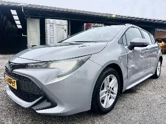 Toyota Corolla Touring sports 1.8 Hybrid 148pk automaat Business - nap - vaste prijs - camera - line + front assist - afn trekh - clima + cruise contr - keyless start picture 2