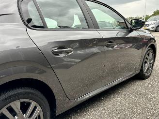 Peugeot 208 1.2 PureTech 75pk Active Pack 5drs - nap - navi - led - airco - cruise - pdc - line assist - lmv - Apple CarPlay + Android picture 57