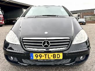 Mercedes A-klasse 150 1.5i 95pk automaat Polar Star - nap - airco - cruise - lmv - mistlampen - licht + regensensor + dimmend spiegel picture 3