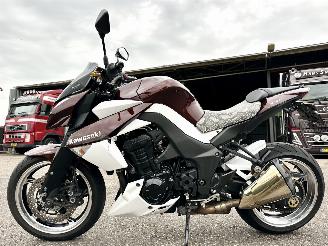 skadebil motor Kawasaki Z 1000 Tour ABS 139pk - 20dkm - unieke kleurcombinatie - goede banden - led - volledig rijdbaar kapschade 2010/5