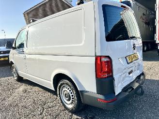 Volkswagen Transporter 2.0 TDI 102pk euro.6 L1/H1 Comfortline - nap - navi - pdc - airco - cruise control - licht + regensensor picture 7