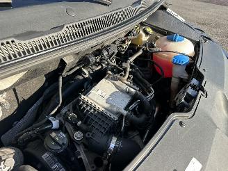 Volkswagen Transporter 2.0 TDI 102pk euro.6 L1/H1 Comfortline - nap - navi - pdc - airco - cruise control - licht + regensensor picture 10