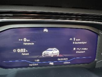 Volkswagen Taigo 1.0 TSI 116pk aut + F1 R-line - pano - virtual - front + line + side assist - navi - camera - sfeerverl - 3x r-line picture 58