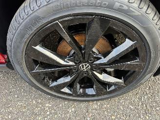 Volkswagen Taigo 1.0 TSI 116pk aut + F1 R-line - pano - virtual - front + line + side assist - navi - camera - sfeerverl - 3x r-line picture 72