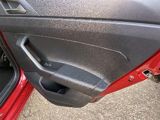 Volkswagen Taigo 1.0 TSI 116pk aut + F1 R-line - pano - virtual - front + line + side assist - navi - camera - sfeerverl - 3x r-line picture 50