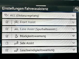 Volkswagen Taigo 1.0 TSI 116pk aut + F1 R-line - pano - virtual - front + line + side assist - navi - camera - sfeerverl - 3x r-line picture 19