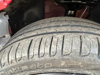 Volkswagen Taigo 1.0 TSI 116pk aut + F1 R-line - pano - virtual - front + line + side assist - navi - camera - sfeerverl - 3x r-line picture 67