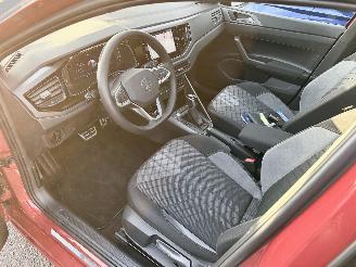 Volkswagen Taigo 1.0 TSI 116pk aut + F1 R-line - pano - virtual - front + line + side assist - navi - camera - sfeerverl - 3x r-line picture 44