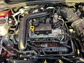 Volkswagen Taigo 1.0 TSI 116pk aut + F1 R-line - pano - virtual - front + line + side assist - navi - camera - sfeerverl - 3x r-line picture 103