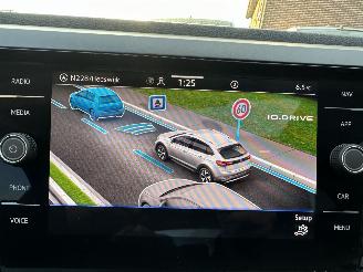 Volkswagen Taigo 1.0 TSI 116pk aut + F1 R-line - pano - virtual - front + line + side assist - navi - camera - sfeerverl - 3x r-line picture 31