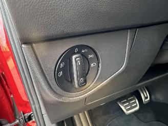 Volkswagen Taigo 1.0 TSI 116pk aut + F1 R-line - pano - virtual - front + line + side assist - navi - camera - sfeerverl - 3x r-line picture 43