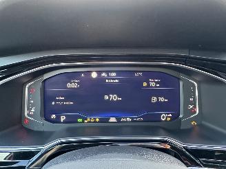 Volkswagen Taigo 1.0 TSI 116pk aut + F1 R-line - pano - virtual - front + line + side assist - navi - camera - sfeerverl - 3x r-line picture 62