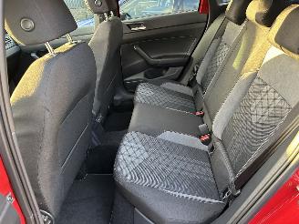 Volkswagen Taigo 1.0 TSI 116pk aut + F1 R-line - pano - virtual - front + line + side assist - navi - camera - sfeerverl - 3x r-line picture 65