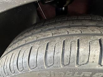 Volkswagen Taigo 1.0 TSI 116pk aut + F1 R-line - pano - virtual - front + line + side assist - navi - camera - sfeerverl - 3x r-line picture 79