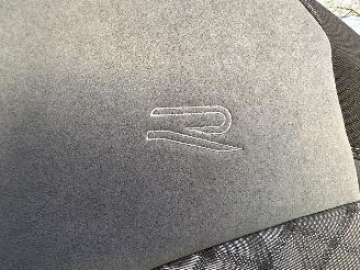 Volkswagen Taigo 1.0 TSI 116pk aut + F1 R-line - pano - virtual - front + line + side assist - navi - camera - sfeerverl - 3x r-line picture 27