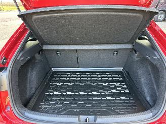 Volkswagen Taigo 1.0 TSI 116pk aut + F1 R-line - pano - virtual - front + line + side assist - navi - camera - sfeerverl - 3x r-line picture 56