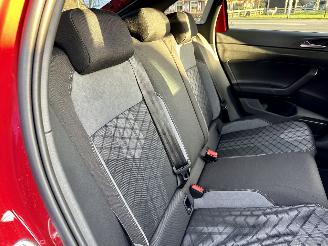 Volkswagen Taigo 1.0 TSI 116pk aut + F1 R-line - pano - virtual - front + line + side assist - navi - camera - sfeerverl - 3x r-line picture 53