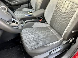 Volkswagen Taigo 1.0 TSI 116pk aut + F1 R-line - pano - virtual - front + line + side assist - navi - camera - sfeerverl - 3x r-line picture 47