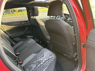 Volkswagen Taigo 1.0 TSI 116pk aut + F1 R-line - pano - virtual - front + line + side assist - navi - camera - sfeerverl - 3x r-line picture 51