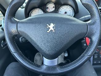 Peugeot 207 CC 1.6 VTi 120pk automaat Roland Garros - nap - clima - cruise - pdc - bi color leer - 4x nieuwe banden picture 26
