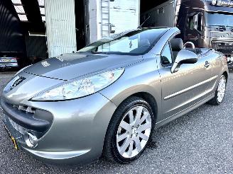 Peugeot 207 CC 1.6 VTi 120pk automaat Roland Garros - nap - clima - cruise - pdc - bi color leer - 4x nieuwe banden picture 3