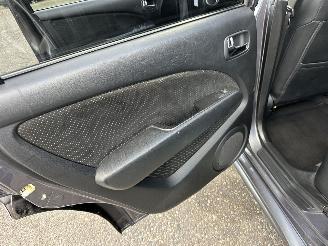 Mitsubishi Outlander gereserveerd 2.0 Turbo 201pk 4WD - uniek - 2x schuifdak - airco - leer + alcantara + stoelverw - privacy glass - rijdbaar picture 51