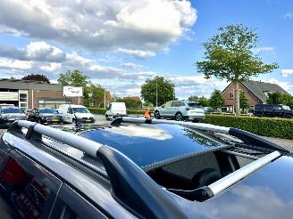 Mitsubishi Outlander gereserveerd 2.0 Turbo 201pk 4WD - uniek - 2x schuifdak - airco - leer + alcantara + stoelverw - privacy glass - rijdbaar picture 8