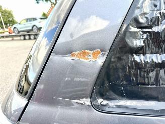 Mitsubishi Outlander gereserveerd 2.0 Turbo 201pk 4WD - uniek - 2x schuifdak - airco - leer + alcantara + stoelverw - privacy glass - rijdbaar picture 14