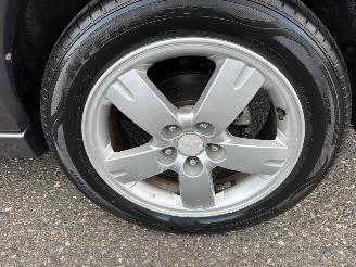 Mitsubishi Outlander gereserveerd 2.0 Turbo 201pk 4WD - uniek - 2x schuifdak - airco - leer + alcantara + stoelverw - privacy glass - rijdbaar picture 71