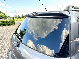 Mitsubishi Outlander gereserveerd 2.0 Turbo 201pk 4WD - uniek - 2x schuifdak - airco - leer + alcantara + stoelverw - privacy glass - rijdbaar picture 75