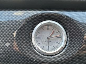 Mitsubishi Outlander gereserveerd 2.0 Turbo 201pk 4WD - uniek - 2x schuifdak - airco - leer + alcantara + stoelverw - privacy glass - rijdbaar picture 26