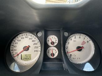 Mitsubishi Outlander gereserveerd 2.0 Turbo 201pk 4WD - uniek - 2x schuifdak - airco - leer + alcantara + stoelverw - privacy glass - rijdbaar picture 18