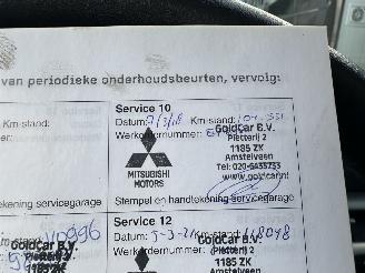 Mitsubishi Outlander gereserveerd 2.0 Turbo 201pk 4WD - uniek - 2x schuifdak - airco - leer + alcantara + stoelverw - privacy glass - rijdbaar picture 35