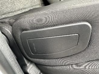 Citroën Berlingo 1.6 BlueHDI 99pk aut + f1 100 Club Eco S&S - airco - cruise - standkachel - pdc - trekh - klapdeuren - schuifdeur picture 26