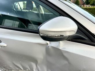 Ford Focus Wagon 1.0 EcoB Hybrid 135pk 6-bak Con - 97dkm nap - navi - airco - cruise - pdc - line + front assist - lmv picture 94