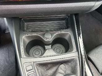 BMW 1-serie 118i 136pk 6-bak Cent Sportline 5drs - schuifdak - nap - leer - navi - stoelverw - licht + regensensor picture 28