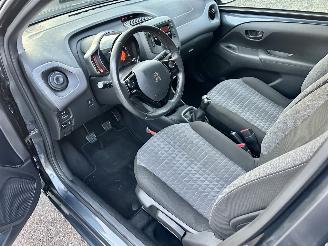 Peugeot 108 1.0 e-VTi 72pk Active 5drs - 96dkm nap - airco - led - elektr pakket - aux - usb - privacy glass - bwjr 2021 picture 19